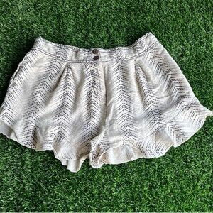 Geometric Print Ruffle Shorts